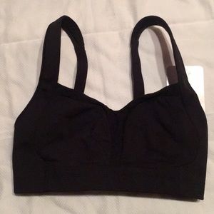 Lululemon Athletica TaTa Tamer III